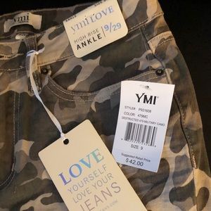 YMI NEW WITH TAGS Camouflage pants Sz 9/29